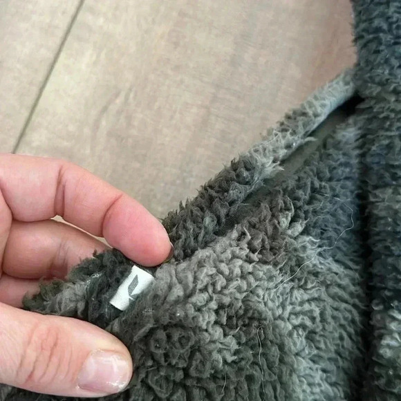 Koolaburra by UGG Sherpa Pullover Sage Green Camo Sz S - Picture 6 of 8